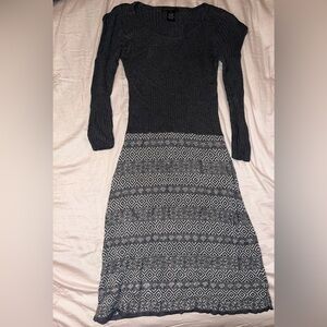 Design History EUC Sweater Dress